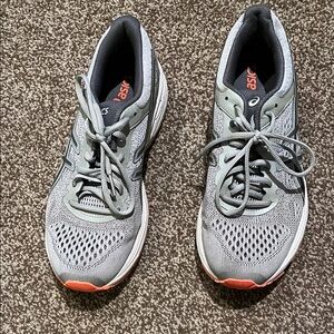 Women’s size 10 ASICS Charcoal & Coral lightweight Running Sneakers GT 1000